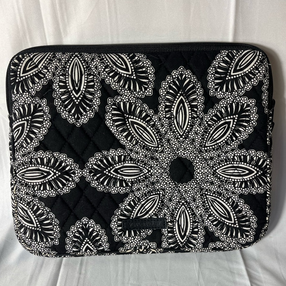 Vera Bradley Tablet Laptop Sleeve iZip Case Floral Black